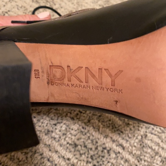 DKNY Boot 2 tone - Picture 4 of 6